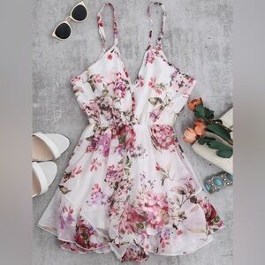 Floral flowy romper medium